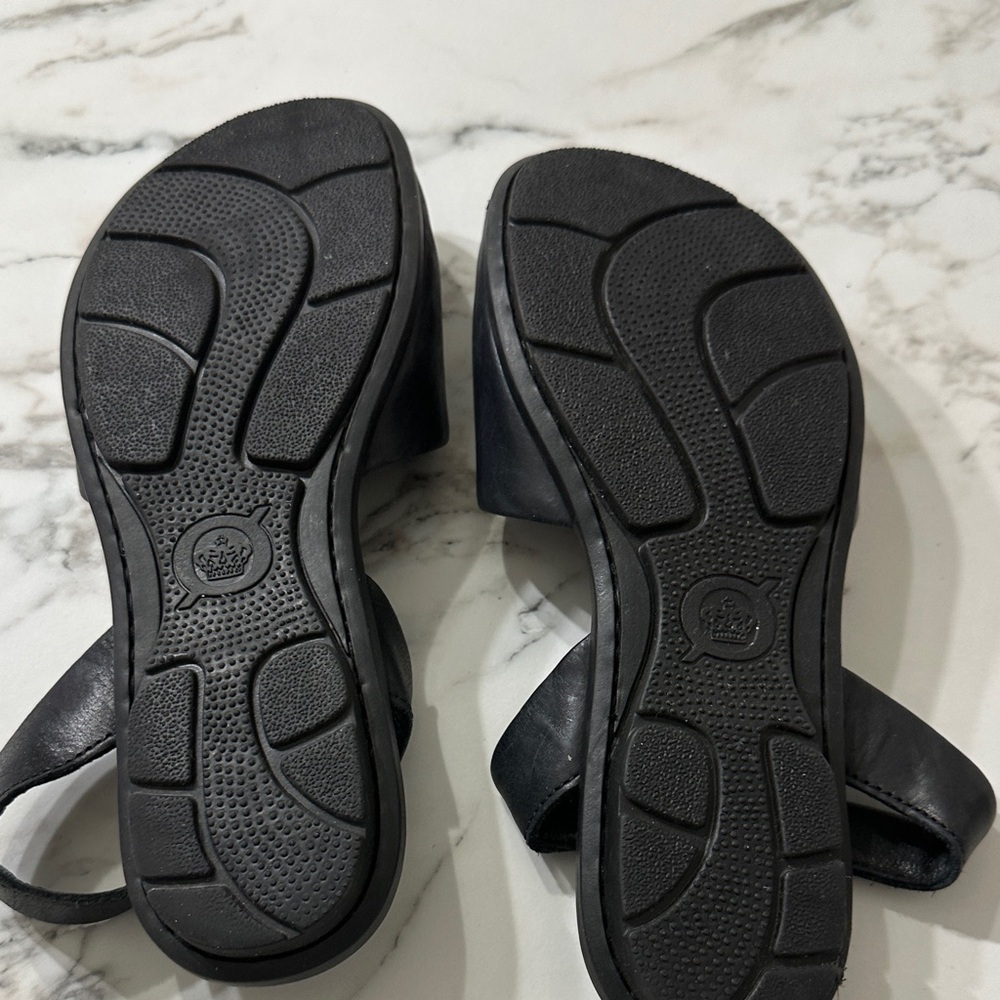 Born handcrafted footwear black leather slingback peep toe Sandals Size 7 - Picture 6 of 7